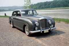 1957 S1 HJ Mulliner saloon B332LEG