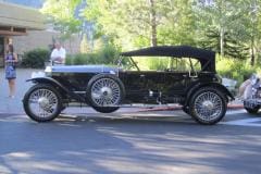 2011-08-18-Silver-Ghost-parked-near-the-entrance-to-Resort-at-Squaw-Creek-prior-to-the-banquet